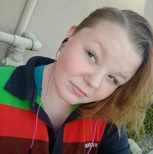 Meet your Posher, Tessa